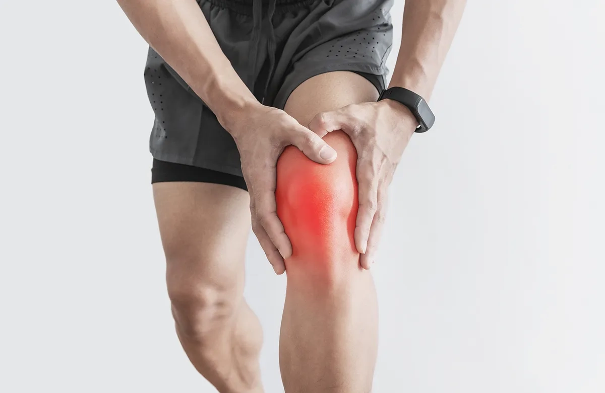 Почему болят колени и как лечить боль?